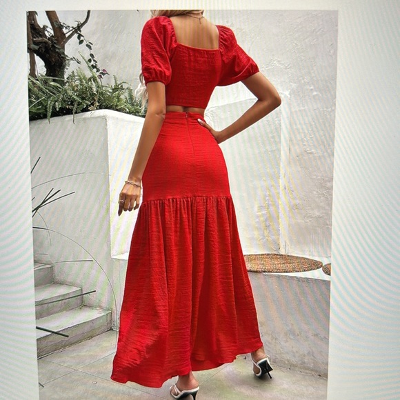 Drawstring front crop top and ruffle hem skirt - Picture 4 of 4